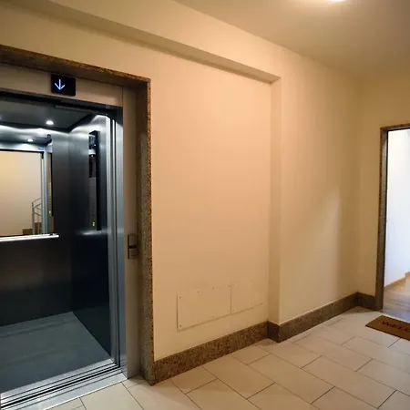 Pyramis Guest house *
